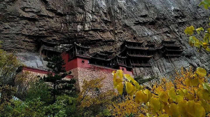 A scenic view of Datong Jue Shan Temple Pagoda