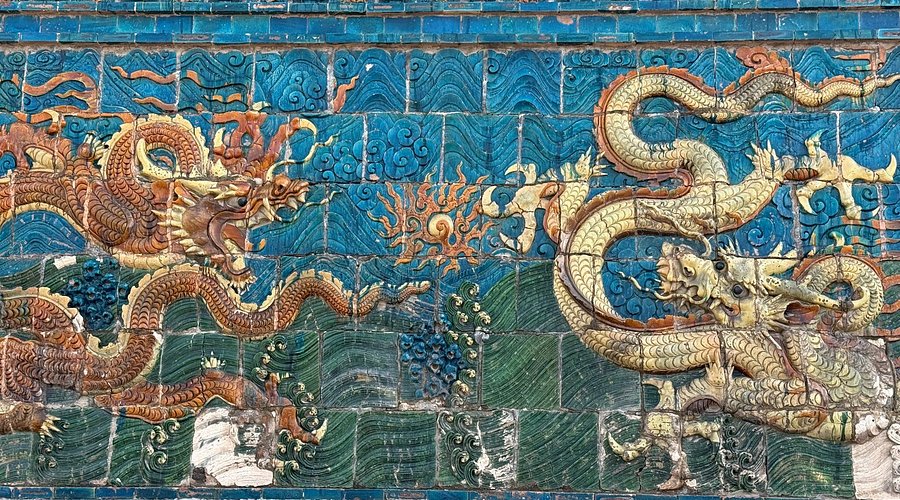 A scenic view of Datong Nine Dragon Screen