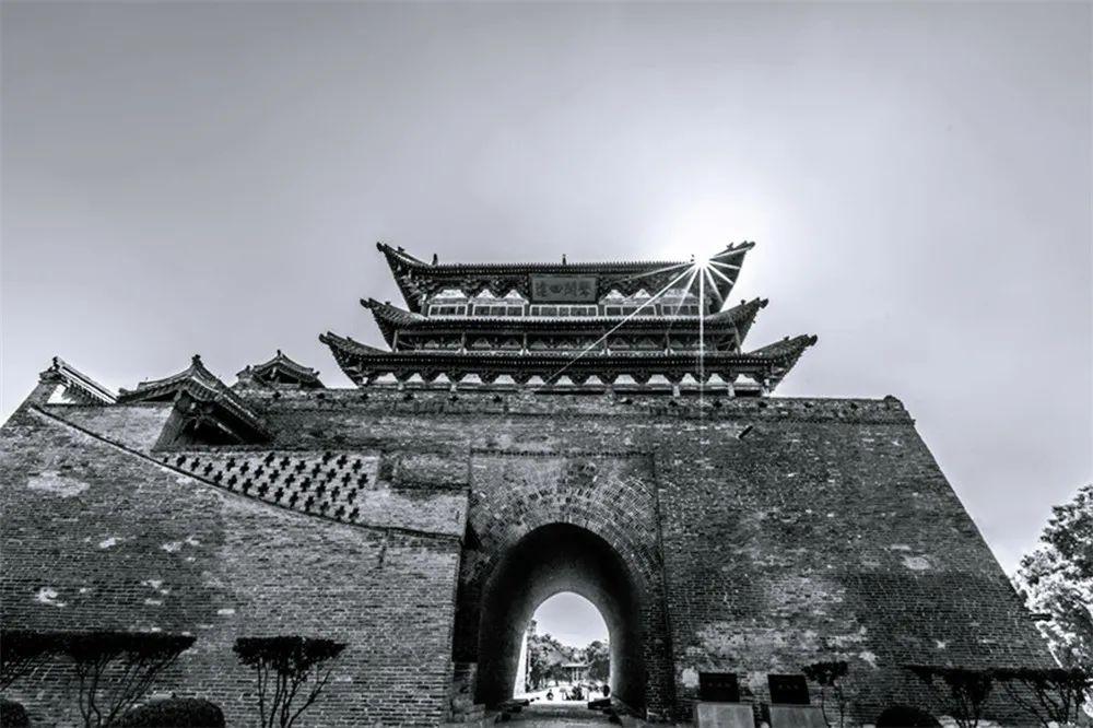 A scenic view of Dingxi Weiyuanlou