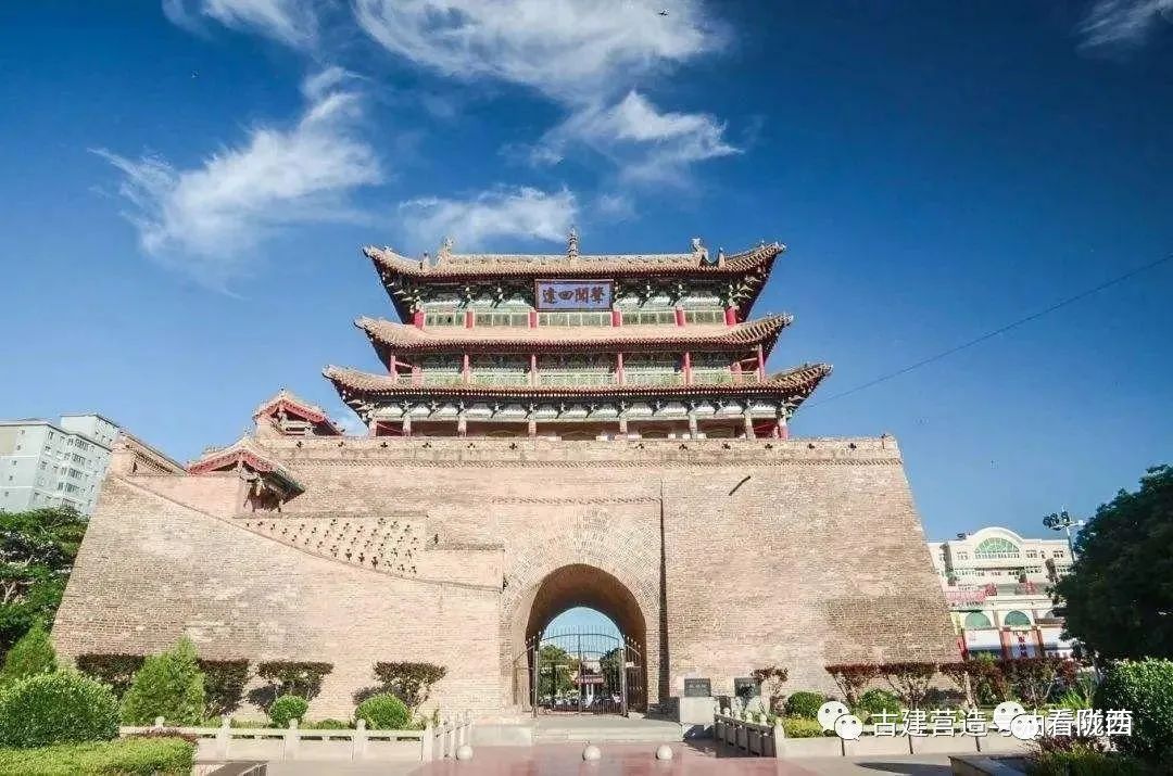 A scenic view of Dingxi Weiyuanlou