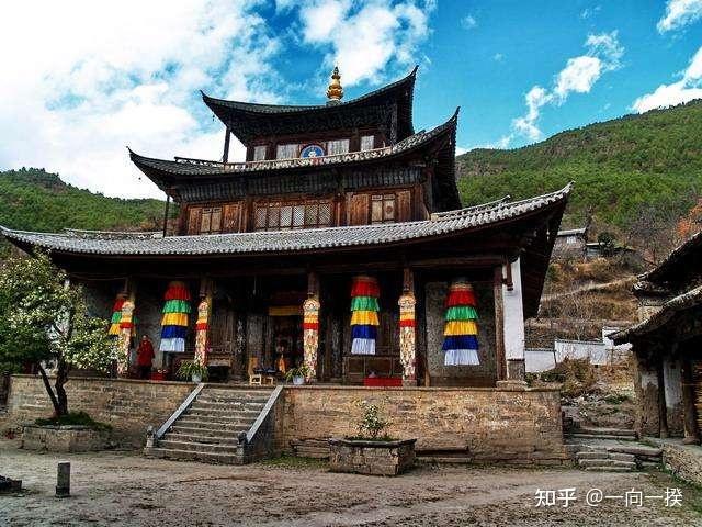 A Journey Through Diqing Shouguosi: Explore the Cultural Heart of Yunnan’s Tibetan Heritage