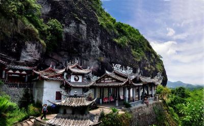 A scenic view of Fuzhou Mingshanshi