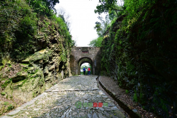 A scenic view of Ganzhou Meiguan Guyidao
