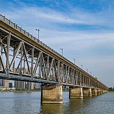 A scenic view of Ganzhou Yudaiqiao