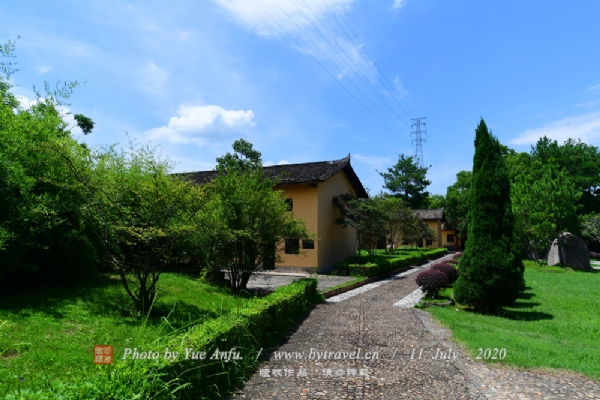 A scenic view of Ganzhou Zhonghua Suweiai Zhongyang Junshi Weiyuanhui Jiuzhi