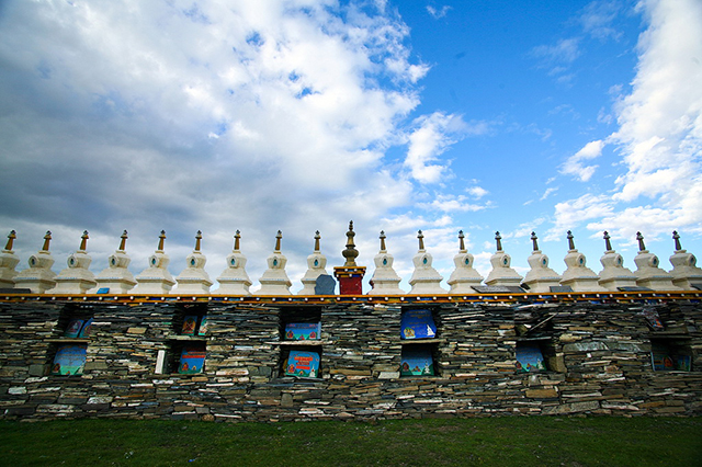 A scenic view of Ganzi Babangsi