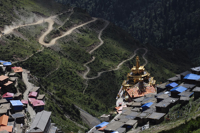 A scenic view of Ganzi Babangsi