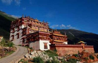 Exploring Ganzi Gadan Sangpi Luobuling Si: A Journey Through Tibetan Culture in Garze