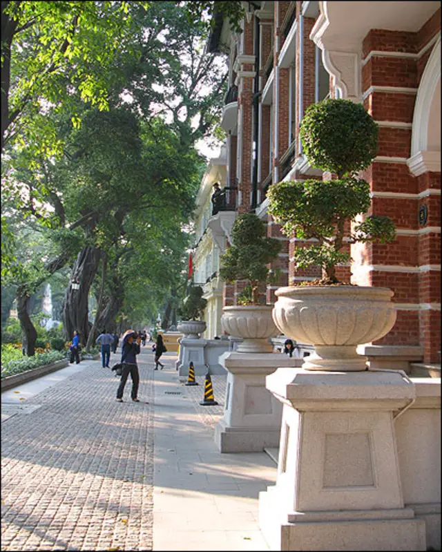 A scenic view of Guangzhou Shamian Jianzhuqun