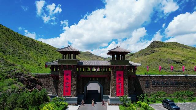 A scenic view of Guyuan Changcheng Qinchangcheng Yizhi