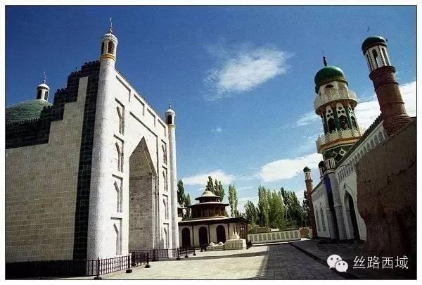 A scenic view of Hami Baiqier Mudi