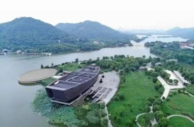 A scenic view of Hangzhou Kuahuqiao Yizhi