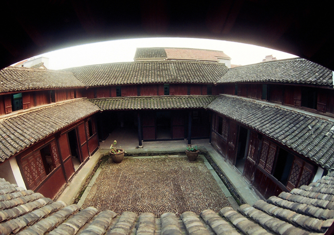 A scenic view of Hangzhou Mayinchu Guju