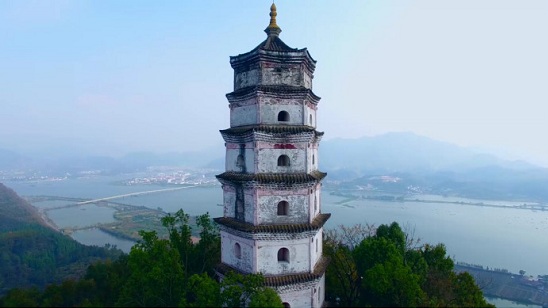 A scenic view of Hangzhou Meicheng Nanfengta He Beifengta
