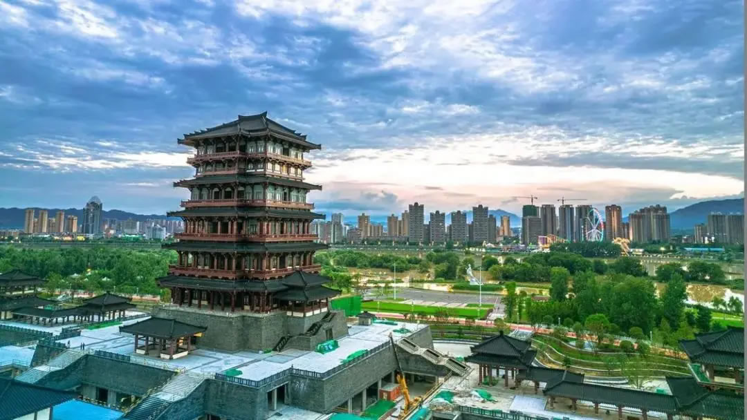 A scenic view of Hanzhong Kaiming Temple Pagoda