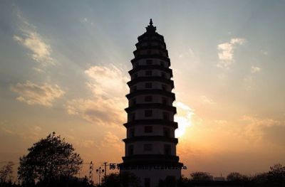 A scenic view of Hanzhong Kaiming Temple Pagoda