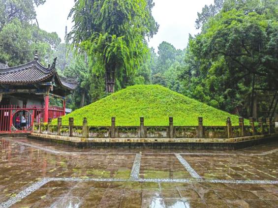 A scenic view of Hanzhong Wuhou Tomb