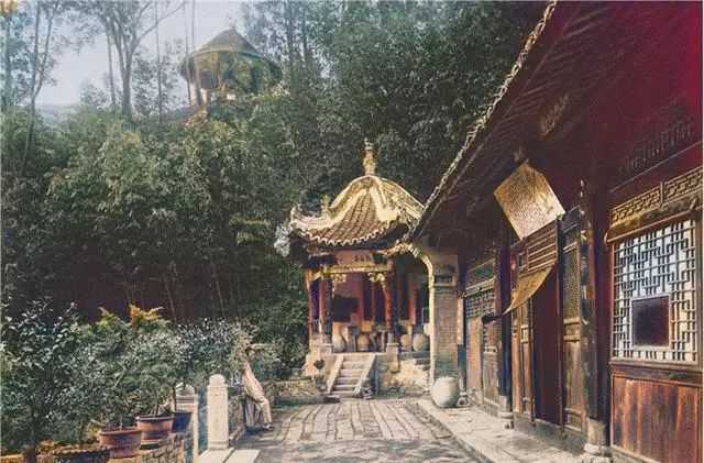 Unveiling Hanzhong’s Cultural Heritage: The Majestic Zhang Liang Temple