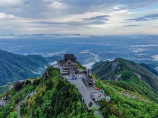 A scenic view of Hengyang Xiangnan Xuelian Jiuzhi