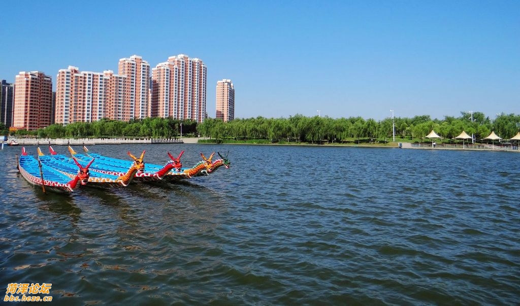 A scenic view of Heze Wohua Ta