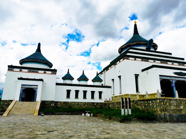 A scenic view of Hinggan Chengjisihanmiao