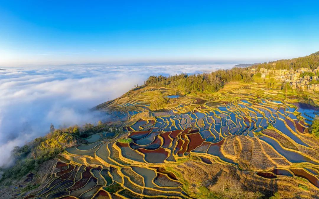 A scenic view of Honghe Hani Titian