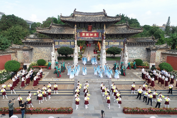 Experiencing the Charm of Honghe Jianshui Tuzhumiao: Your Ultimate Yunnan Adventure