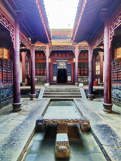 A scenic view of Honghe Mengzi Yuhuangge