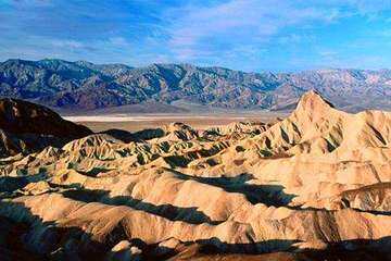 A scenic view of Hotan Mazhatage Shubao Zhi