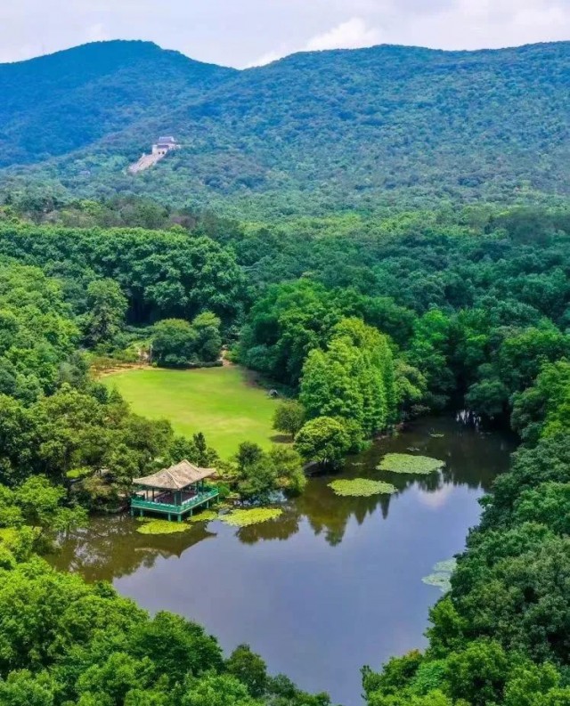 A scenic view of Huaian Diyishan Tike