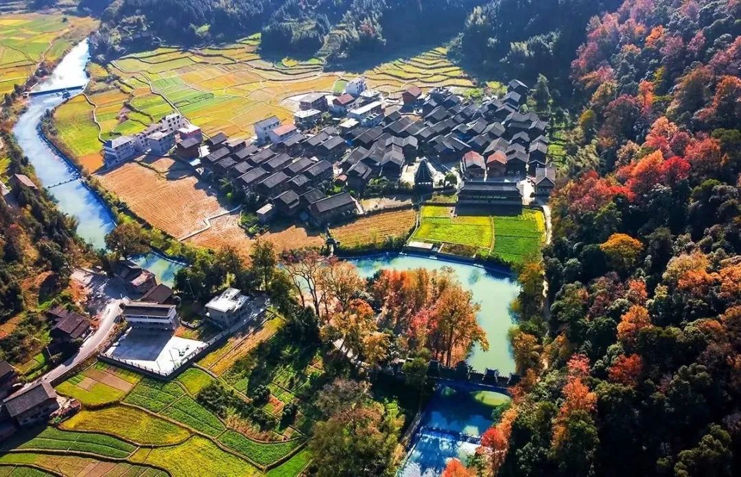 A scenic view of Huaihua Pingtan Fengyuqiao