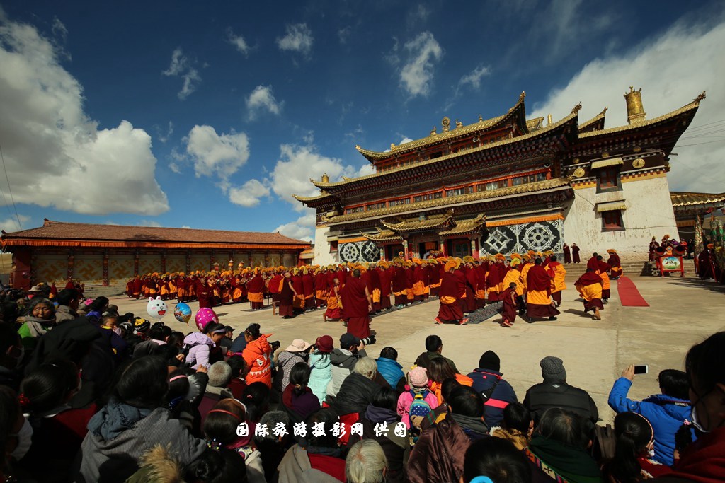 A scenic view of Huangnan Longwusi