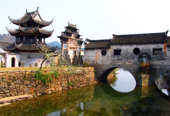 A scenic view of Huangshan Shexian Xushi Zongci