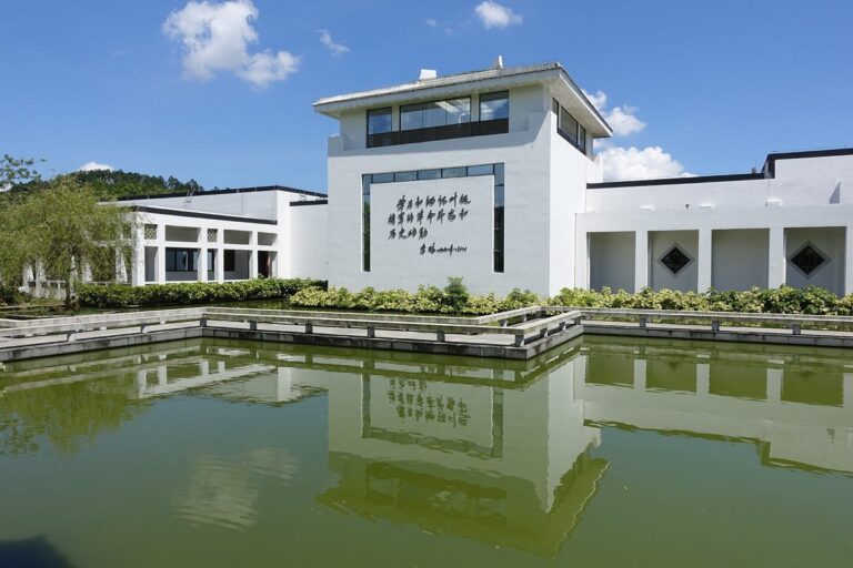 Huizhou Yeting Guju: Unraveling the Secrets of Guangdong’s Architectural Marvel