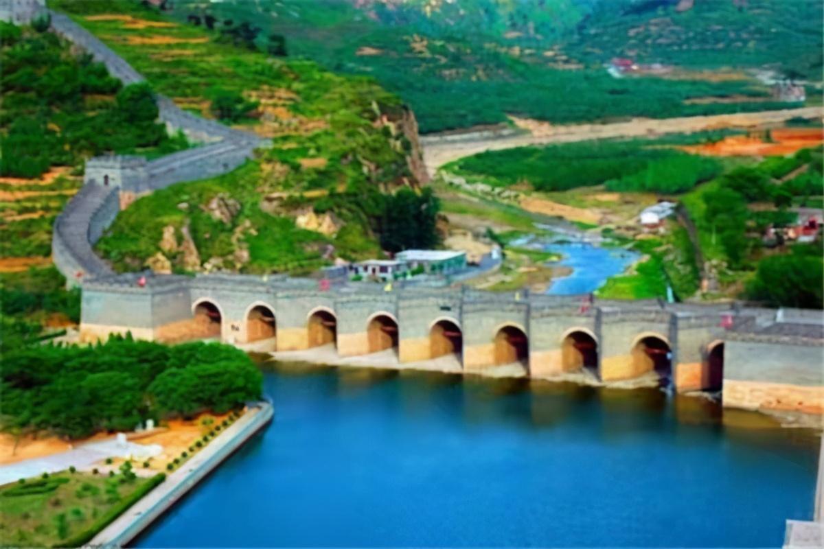 A scenic view of Huludao Taijitun Chengzhi