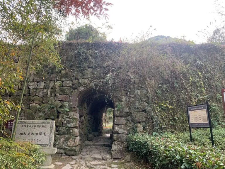 Huzhou Dusongguan He Guyidao: A Perfect Blend of Culture and Natural Wonders