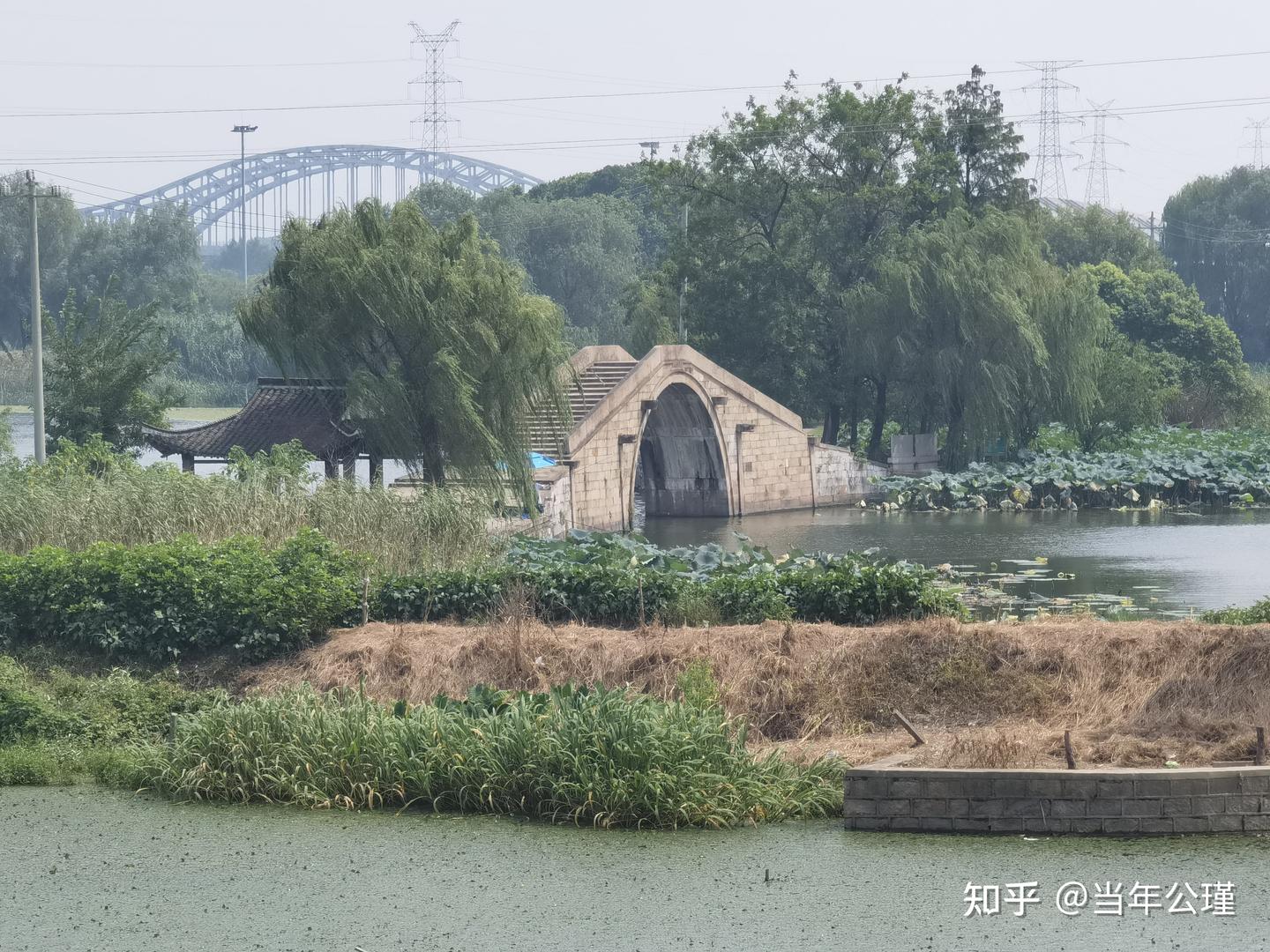 A scenic view of Huzhou Guzhu Gongchayuan Yizhi Ji Moya