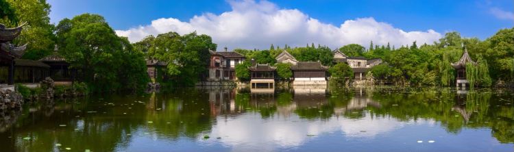 A scenic view of Huzhou Jiayetang Cangshulou Ji Xiaolianzhuang
