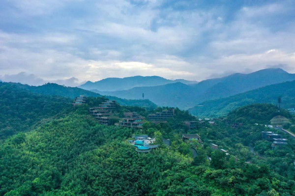 A scenic view of Huzhou Moganshan Bieshuqun