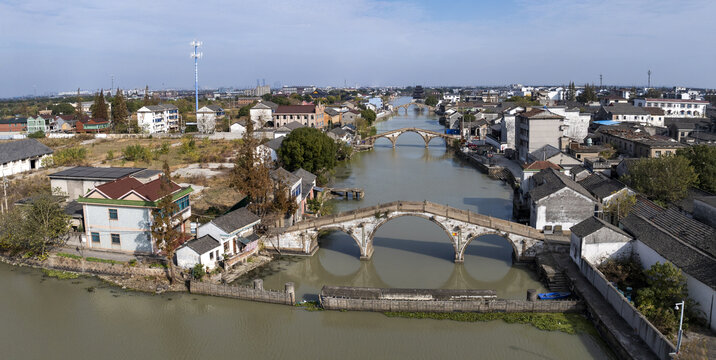 A scenic view of Huzhou Shuanglin Sanqiao