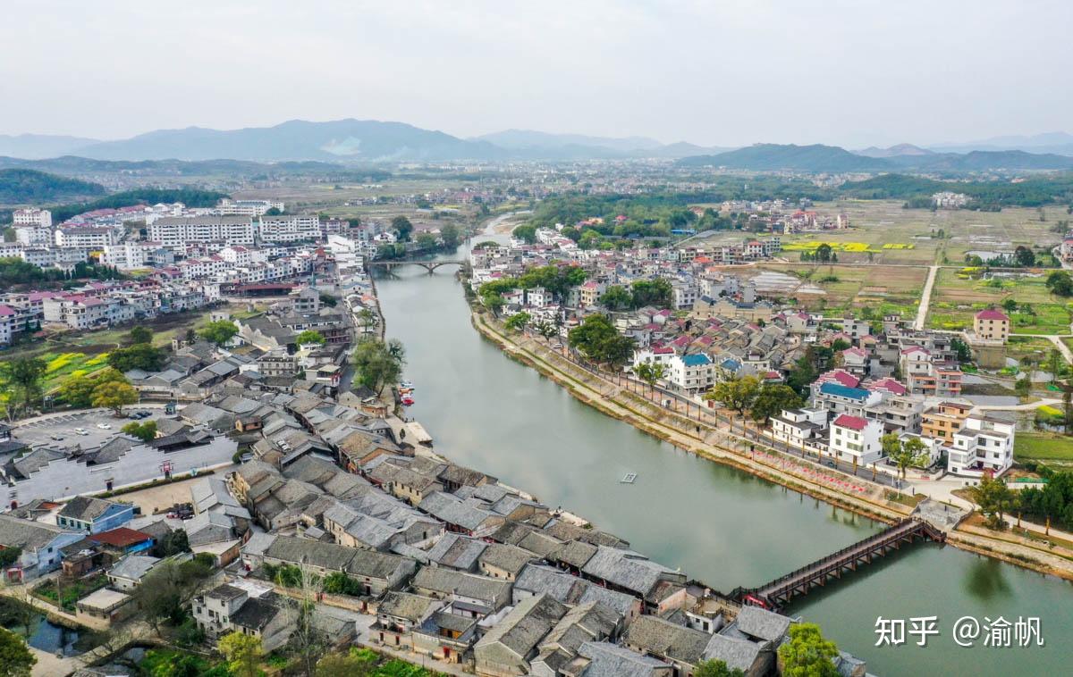 A scenic view of Jian Erqi Beitou Huiyi Jiuzhi
