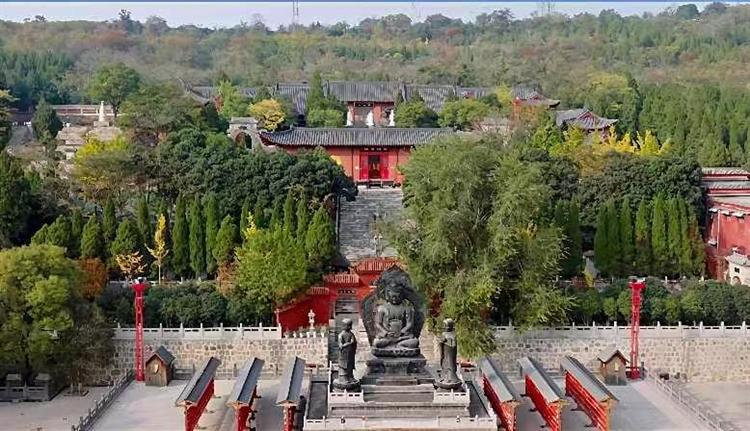 A scenic view of Jiaozuo Shengguosita