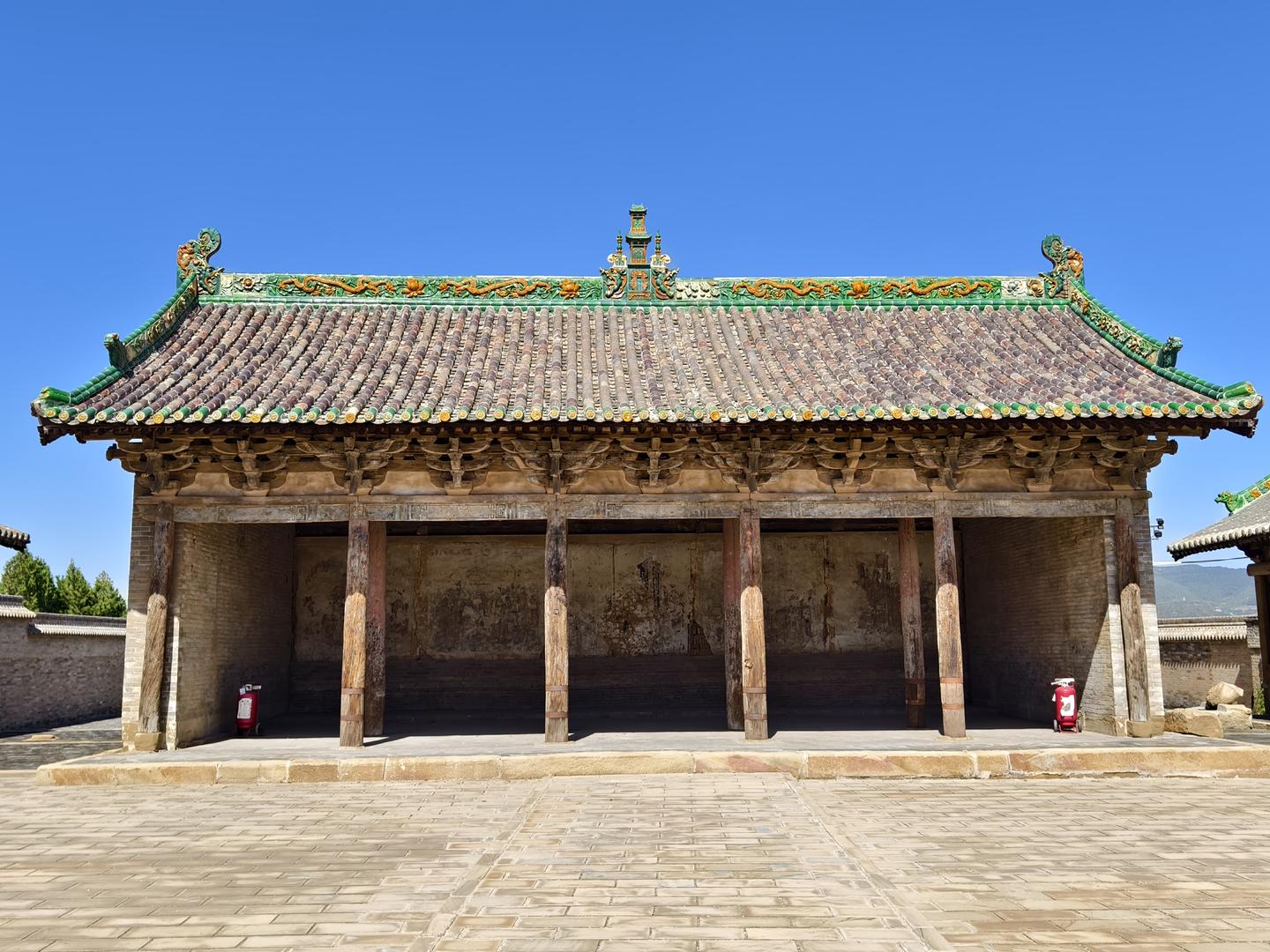 A scenic view of Jincheng Jiannan Jidu Temple