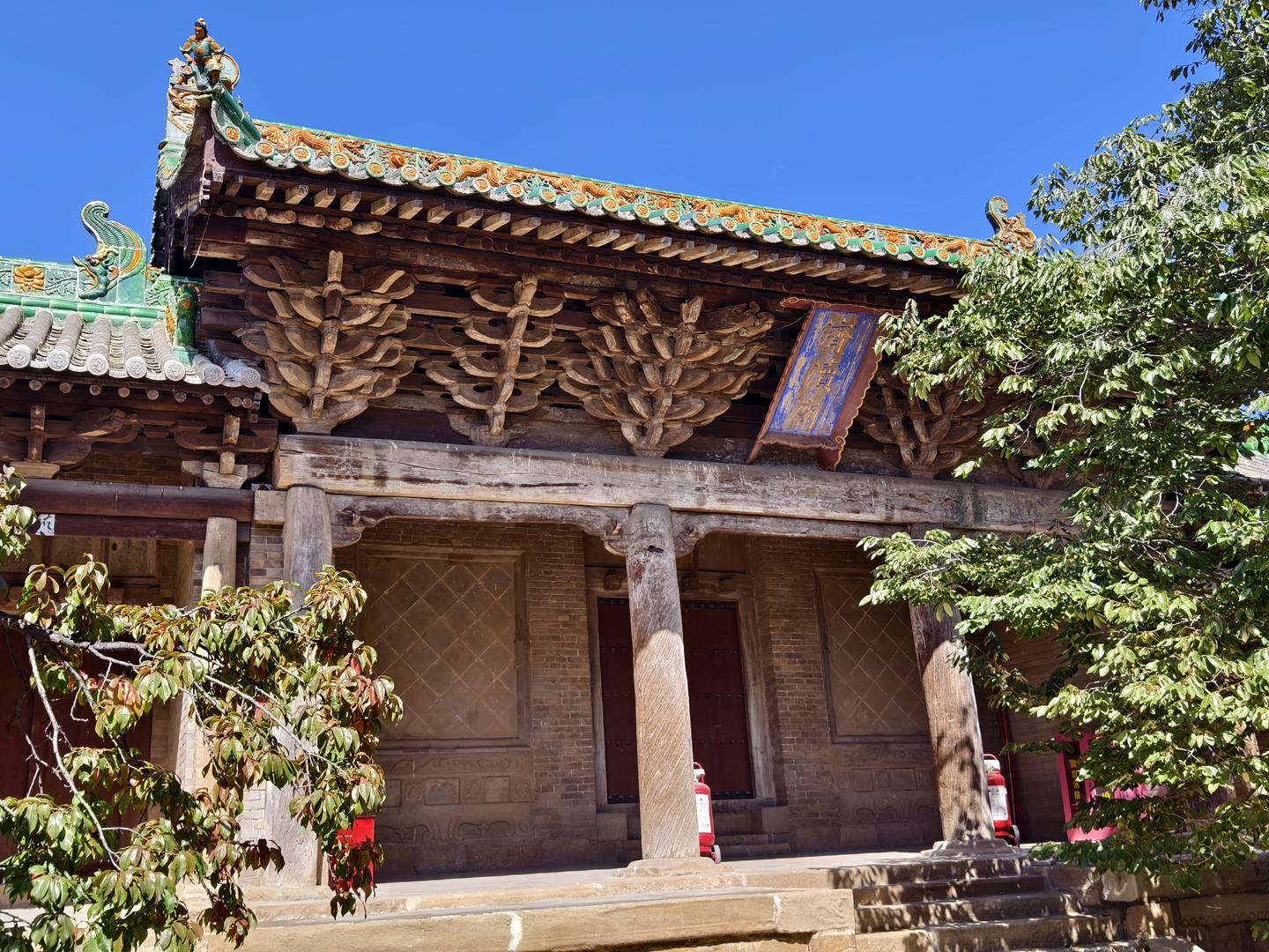 A scenic view of Jincheng Jiannan Jidu Temple