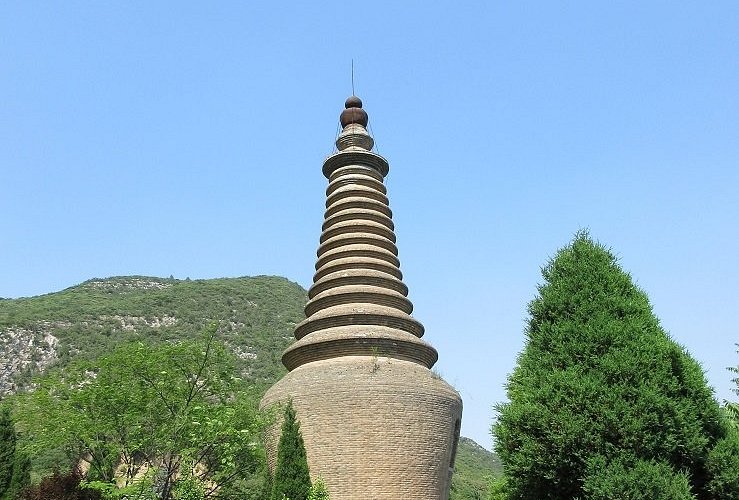 A scenic view of Jincheng Qinglian Temple