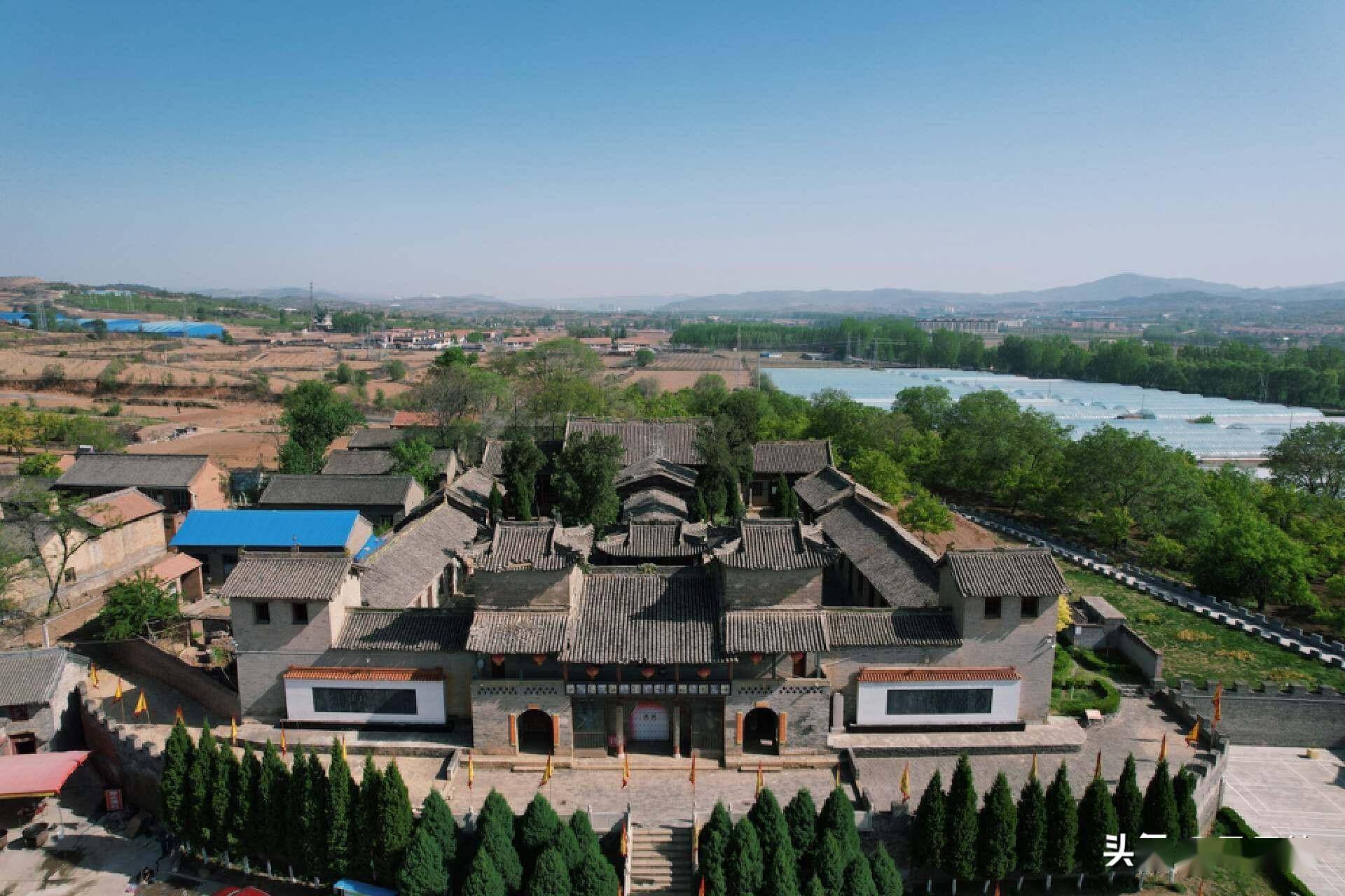 A scenic view of Jincheng Qingmeng Guan