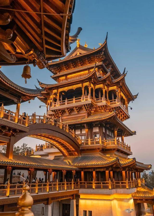 A scenic view of Jinhua Chian Zhuzhai Jianzhuqun