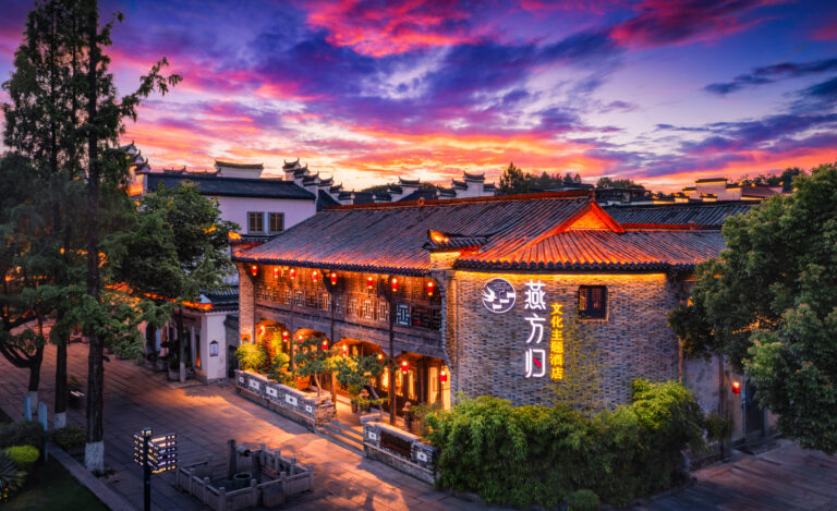 Exploring Jinhua Falongsi Jingchuang: Your Ultimate Guide to a Unique Cultural Experience