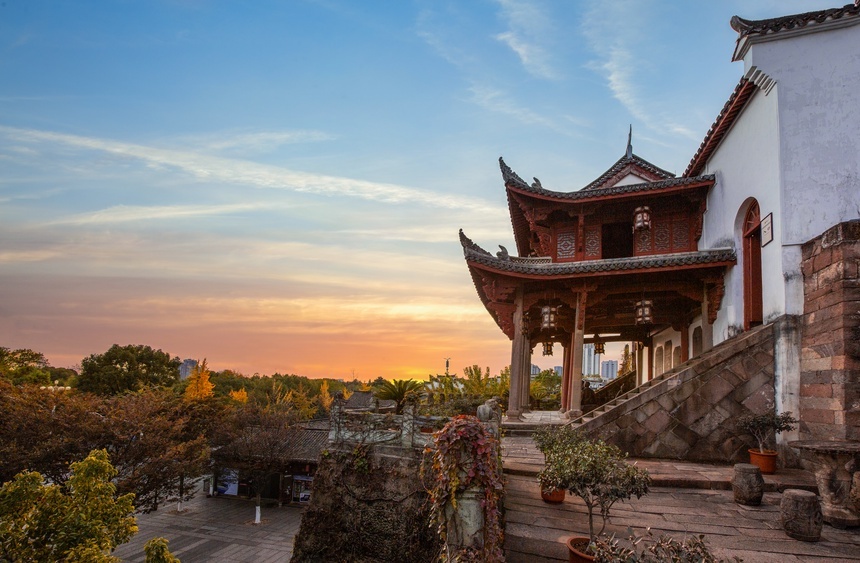 A scenic view of Jinhua Houwucun Gu Jianzhuqun