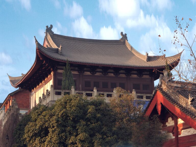 A Spiritual Journey: Exploring the Historic Jinhua Tianningsi Dadian